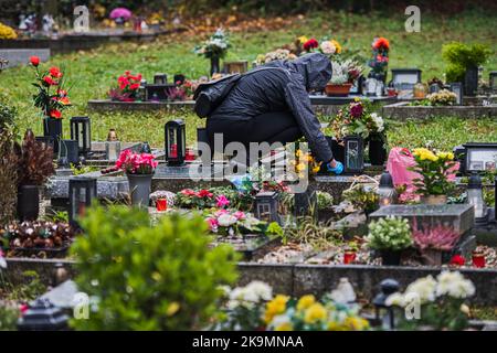 Brünn, Tschechische Republik. 29. Oktober 2022. Der Brünner Zentralfriedhof, abgebildet vor dem Allerseelentag, am 29. Oktober 2022,´ Brno, Tschechische Republik. Quelle: Patrik Uhlir/CTK Photo/Alamy Live News Stockfoto