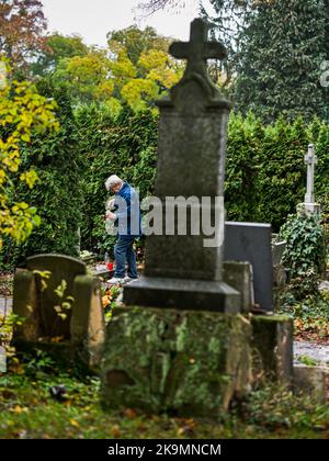 Brünn, Tschechische Republik. 29. Oktober 2022. Der Brünner Zentralfriedhof, abgebildet vor dem Allerseelentag, am 29. Oktober 2022,´ Brno, Tschechische Republik. Quelle: Patrik Uhlir/CTK Photo/Alamy Live News Stockfoto