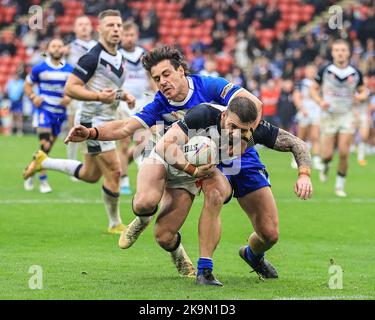 Andy Ackers aus England versucht es beim Rugby League World Cup 2021 Spiel England gegen Griechenland in der Bramall Lane, Sheffield, Großbritannien, 29.. Oktober 2022 (Foto von Mark Cosgrove/Nachrichtenbilder) Stockfoto