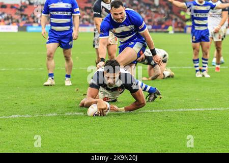 Andy Ackers aus England versucht es beim Rugby League World Cup 2021 Spiel England gegen Griechenland in der Bramall Lane, Sheffield, Großbritannien, 29.. Oktober 2022 (Foto von Mark Cosgrove/Nachrichtenbilder) Stockfoto