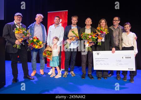 ACHTUNG REDAKTEURE: FOKUS-BERICHTERSTATTUNG, VERTEILUNG AN BELGA ERBETEN das Bild zeigt den Knack Hercule Poirot Award für den besten Thriller-Roman auf der Buchmesse Boektopia in Kortrijk am Samstag, den 29. Oktober 2022. BELGA FOTO JAMES ARTHUR GEKIERE Stockfoto