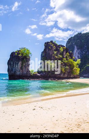 Luftaufnahme der Insel Koh Hong in der Provinz Krabi, Thailand Stockfoto