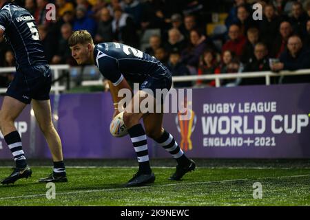 Newcastle, Großbritannien. 10. September 2022. Davey Dixon aus Schottland in Aktion während des Rugby League World Cup Pool B-Spiels 2021 zwischen Fidschi und Schottland im Kingston Park, Newcastle am Samstag, 29.. Oktober 2022. (Kredit: Chris Lishman | MI News) Kredit: MI Nachrichten & Sport /Alamy Live News Stockfoto