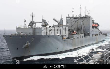 Trockenfracht- und Munitionsschiff USNS Carl Brashear (T-AKE 7) Stockfoto