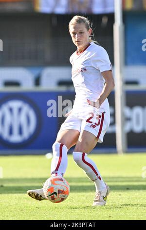 Sesto San Giovanni, Italien. 29. Oktober 2022. Mailand, Italien, 29.10.22 Carina Wenninger (23 Roma) während des Serie-A-Frauenspiels zwischen dem FC Internazionale und AS Roma im Breda-Stadion in Sesto San Giovanni Mailand, Italien Fußball (Cristiano Mazzi/SPP) Credit: SPP Sport Press Photo. /Alamy Live News Stockfoto