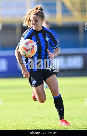 Sesto San Giovanni, Italien. 29. Oktober 2022. Mailand, Italien, 29.10.22 Beatrice Merlo (13 Inter) während des Serie-A-Frauenspiels zwischen dem FC Internazionale und AS Roma im Breda-Stadion in Sesto San Giovanni Mailand, Italien Fußball (Cristiano Mazzi/SPP) Credit: SPP Sport Press Photo. /Alamy Live News Stockfoto