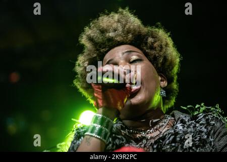 Oktober. 30. 2022. Zagreb, Kroatien - die berühmte amerikanische Sängerin Macy Gray, eine R&B- und Soul-Sängerin, die ein Live-Konzert aufführt Stockfoto