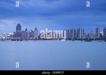 Landschaft der städtischen Architektur in Nanchang City, Provinz Jiangxi, China Stockfoto