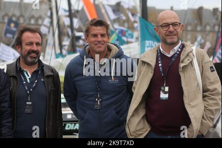 Jean Galfione Skipper CLASSE 40 SERENIS BERATUNG während der Route du Rhum-Destination Guadeloupe 2022, transatlantisches Solo-Rennen, Saint-Malo - Guadeloupe (6.562 Kilometer) am 29. Oktober 2022 in Saint-Malo, Frankreich. Foto von Laurent Lairys/ABACAPRESS.COM Quelle: Abaca Press/Alamy Live News Stockfoto