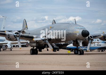 Eine Lockheed Constellation, die im Pima Air and Space Museum ausgestellt ist Stockfoto