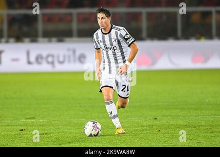 Lecce, Italien. 29. Oktober 2022. Fabio Miretti (Juventus FC) in Aktion während des Spiels US Lecce gegen Juventus FC, italienische Fußballserie A in Lecce, Italien, Oktober 29 2022 Quelle: Independent Photo Agency/Alamy Live News Stockfoto