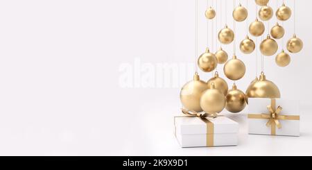 Hängender goldener Weihnachtsball und Geschenkboxen auf weißem Panoramafenster. 3D Rendern. Stockfoto
