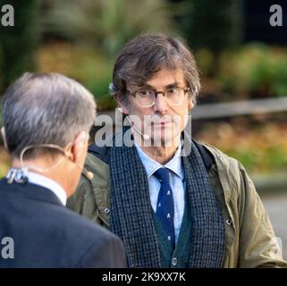 Robert Peston, politischer Redakteur ITV Nachrichten, Downing Street, London Stockfoto