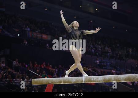 30. Oktober 2022: Elsabeth Black (CAN) tritt während der Qualifikation der Frauen bei den Turn-Weltmeisterschaften 2022 an. Die Veranstaltung findet in der M&S Bank Arena in Liverpool, England, statt. Melissa J. Perenson/CSM Stockfoto