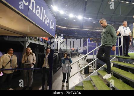 Schalke, Deutschland. 30. Okt, 2022. firo : 10/30/2022, Fußball, Fußball, 1. Liga, erste 1. Bundesliga, Saison 2022/2023, FC Schalke - SC Freiburg Thomas Reis, Trainer, Schalke Credit: dpa/Alamy Live News Stockfoto