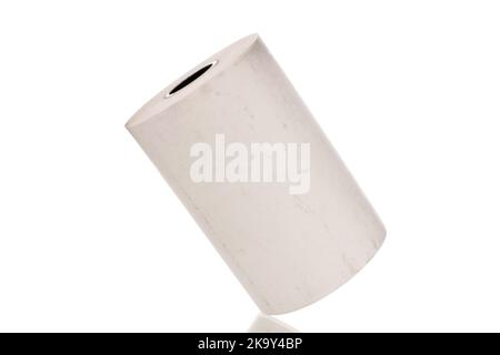 Ein Papierkassettenband, Nahaufnahme isoliert auf Weiß. Stockfoto