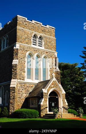 Sty Luke's Church eine gotische Episkopalkirche befindet sich in einer parkähnlichen Umgebung in den Hamptons am östlichen Ende von Long Island Stockfoto