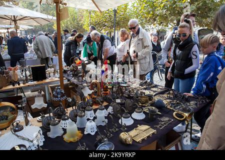 Sonntag Flohmarkt in Ljubljana Stockfoto