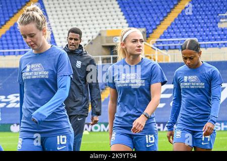 Birmingham Warm Up Mollie Green (Birmingham No 16 ) während des Frauenmeisterschaftsspiels WSL2 zwischen Birmingham City und Sheffield United (Karl Newton/SPP (Sport Press Photo)) Quelle: SPP Sport Press Photo. /Alamy Live News Stockfoto