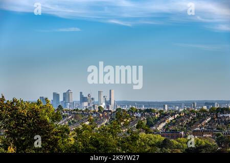 LONDON, ENGLAND - 9.. OKTOBER 2022: Blick auf London im Herbst Stockfoto