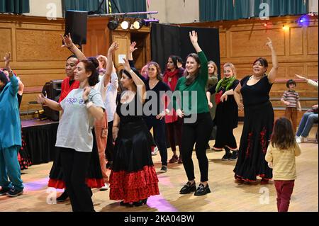 London, Großbritannien. 30. Oktober 2022. Am 30.. Oktober 2022, London, tritt Flamenco Con Gusto beim Dance Around the World - Festival of World Dance 2022 im Cecil Sharp House auf. Quelle: Siehe Li/Picture Capital/Alamy Live News Stockfoto