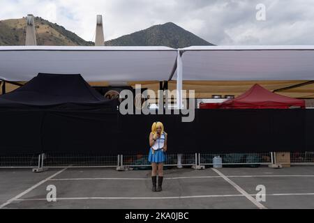 Santiago, Metropolitana, Chile. 30. Oktober 2022. Ein Cosplayer nimmt an der Comic Con Convention in Santiago, Chile, am 30. Oktober 2022 Teil. (Bild: © Matias Basualdo/ZUMA Press Wire) Stockfoto