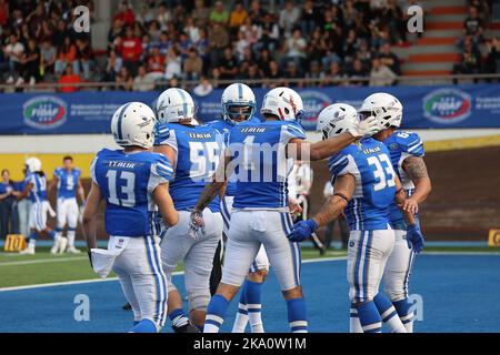 Velodromo Vigorelli, Mailand, Italien, 30. Oktober 2022, Die Spieler Italiens feiern nach dem Touchdown bei den Europameisterschaften 2023 - Italien gegen England - Fußball Stockfoto
