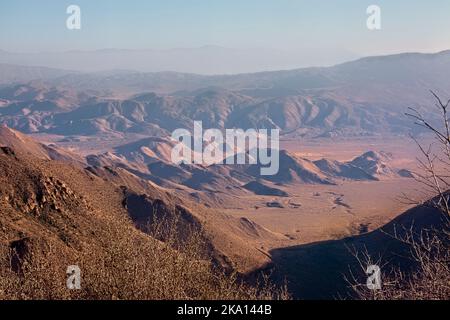 Blick auf die Wüste Anza Borrego auf dem Pacific Crest Trail, Mt. Laguna, Kalifornien, USA Stockfoto