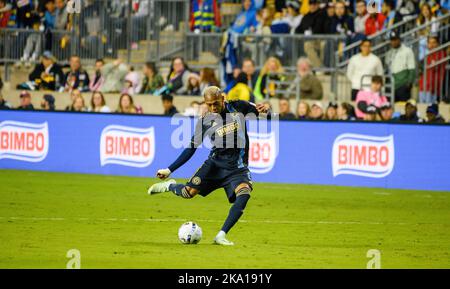 Chester, Pennsylvania, USA. 30. Oktober 2022. 30. Oktober 2022, der Chester PA- Union-Spieler JOSE MARTINEZ (8) im Einsatz gegen den NYFC während des Spiels im Subaru Park (Bildquelle: © Ricky Fitchett/ZUMA Press Wire) Bildquelle: ZUMA Press, Inc./Alamy Live News Stockfoto