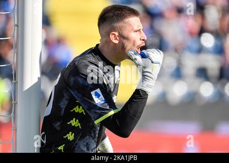 Guglielmo Vicario vom FC Empoli reagiert während des Fußballspiels der Serie A zwischen dem FC Empoli und Atalanta BC im Stadion Carlo Castellani in Empoli (Italien) Stockfoto