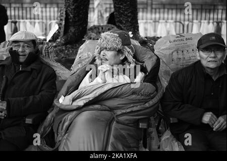 Gyanraj Rai trat am 7. 2013. November aus Protest gegen die Behandlung von Gurkhas durch die britische Regierung, Whitehall London, in einen Hungerstreik bis zum Tod. Stockfoto