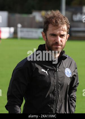 James Gibson Manager von Billericay Town Women während des FA Women's National League Plate Fußballmatches zwischen Maidenhead United Women und Billericay Stockfoto