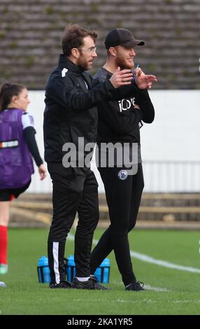 James Gibson Manager von Billericay Town Women während des FA Women's National League Plate Fußballmatches zwischen Maidenhead United Women und Billericay Stockfoto