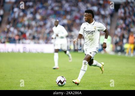 Vinicius Junior von Real Madrid während des Fußballspiels der spanischen Meisterschaft La Liga zwischen Real Madrid und dem FC Girona am 30. Oktober 2022 im Santiago Bernabeu-Stadion in Madrid, Spanien - Foto: Oscar J Barroso/DPPI/LiveMedia Stockfoto