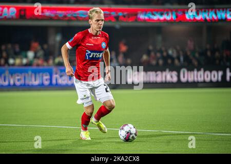 Silkeborg, Dänemark. 30. Oktober 2022. Andreas Oggesen (24) von Silkeborg, WENN er während des Superliga-Spiels 3F zwischen Silkeborg IF und Viborg IF im Jysk Park in Silkeborg gesehen wurde. (Foto: Gonzales Photo/Alamy Live News Stockfoto