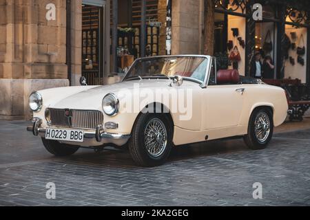 SAN SEBASTIAN, SPANIEN-22. OKTOBER 2022: MG MIDGET Stockfoto