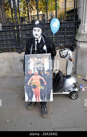 Protestler vor dem Parlament, London, Großbritannien 29. Oktober 2022 Stockfoto