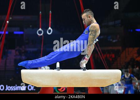 M&S Bank Arena, Liverpool, Italien, 31. Oktober 2022, Nicola Bartolini (ITA) Paukenpferd während der Turn-Weltmeisterschaften - Qualifikation der Männer - Gymnastik Stockfoto