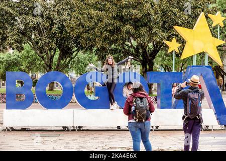 Bogota Kolumbien,La Candelaria Centro Historico zentrales historisches Stadtzentrum Parque de los Periodistas Gabriel Garcia Marquez Journalists' P Stockfoto