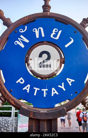 Name der Stadt auf der Uferpromenade in Pattaya Thailand Stockfoto