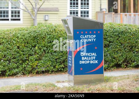 Cannon Beach, OR, USA - 21. September 2022; Offizielle Stimmabgabe von Metal Clatsop County in Cannon Beach Stockfoto