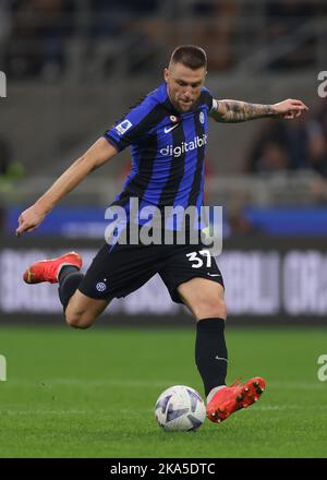 Mailand, Italien, 29.. Oktober 2022. Milan Skriniar des FC Internazionale während des Spiels der Serie A bei Giuseppe Meazza, Mailand. Bildnachweis sollte lauten: Jonathan Moscrop / Sportimage Stockfoto