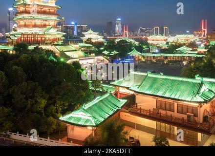 Nanchang Tengwang Pavillon in der Nacht, ist einer der chinesischen berühmten antiken Gebäude Stockfoto