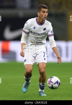 Mailand, Italien, 29.. Oktober 2022. Filip Djuricic von UC Sampdoria während des Serie-A-Spiels bei Giuseppe Meazza, Mailand. Bildnachweis sollte lauten: Jonathan Moscrop / Sportimage Stockfoto