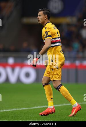 Mailand, Italien, 29.. Oktober 2022. Emil Audero von UC Sampdoria während des Serie-A-Spiels bei Giuseppe Meazza, Mailand. Bildnachweis sollte lauten: Jonathan Moscrop / Sportimage Stockfoto