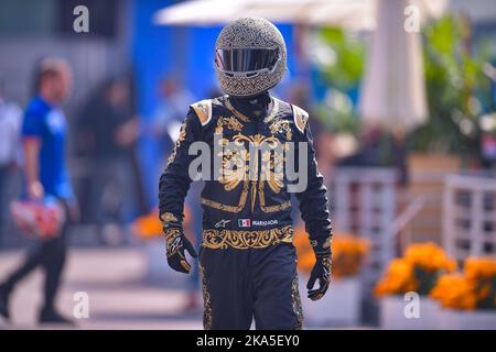 MEXIKO-Stadt, Mexiko. , . Charro am practice1 28. Oktober 2022 im Rahmen des Autodromo HermanosRodriguez im Vorfeld des Formel-1-Grand-Prix von Mexiko 2022. Kredit: SPP Sport Pressefoto. /Alamy Live News Stockfoto