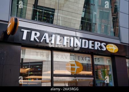 Liverpool, Großbritannien - 7. September 2022: Trailfinders Travel Agents in Liverpool, England Stockfoto