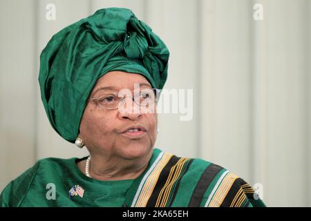 Oslo, Freitag, 9.. Dezember: Pressekonferenz im Nobelinstitut mit den Nobelpreisträgern. Hier ist die Präsidentin von Liberia, Ellen Johnson-Sirleaf. Foto: Cornelius Poppe / Scanpix Norwegen Stockfoto