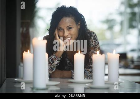 KOPENHAGEN, DÄNEMARK 20140914. Cecilia Braekhus (32) war überlegen gegen IBF-Champion Ivana Habazin und gewann als erste Boxerin am Samstagabend ihren vierten Weltmeisterschaftsgürtel. Die 'First Lady' aus Bergen hat einmal mehr bewiesen, dass sie die beste Boxerin ist. Im Bild: Cecilia Braekhus am nächsten Tag. Foto: Heiko Junge/ Stockfoto