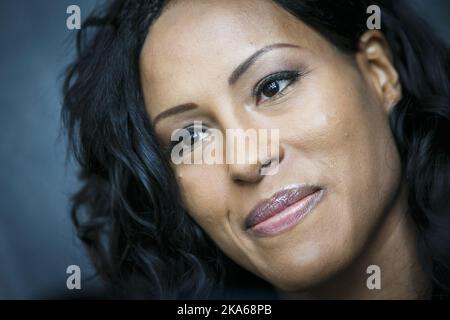 KOPENHAGEN, DÄNEMARK 20140914. Cecilia Braekhus (32) war überlegen gegen IBF-Champion Ivana Habazin und gewann als erste Boxerin am Samstagabend ihren vierten Weltmeisterschaftsgürtel. Die 'First Lady' aus Bergen hat einmal mehr bewiesen, dass sie die beste Boxerin ist. Foto: Heiko Junge/ Stockfoto